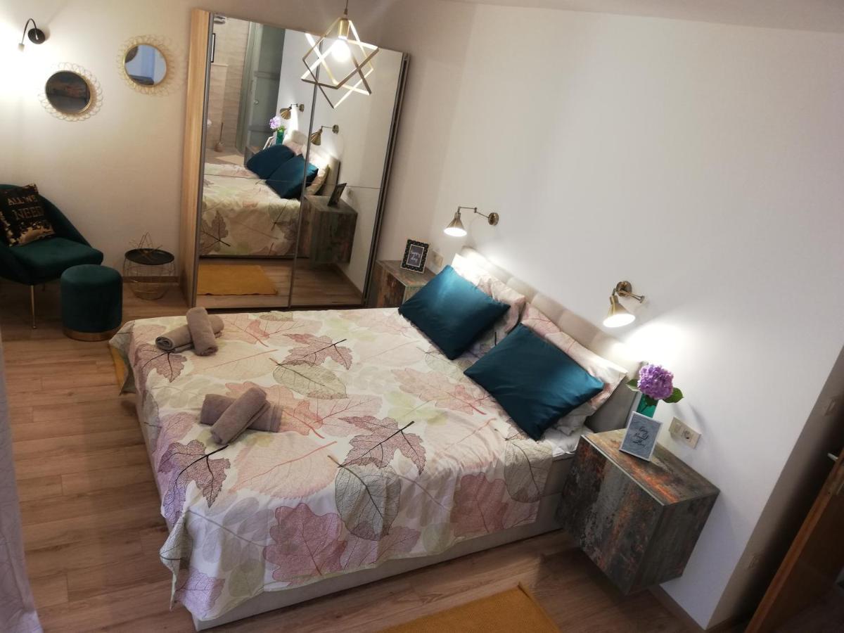 Riviera Rooms And Apartments Palit Dış mekan fotoğraf